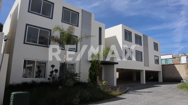 VENTA DE DEPARTAMENTO EN TLATLAUQUITEPEC, SAN FRANCISCO ACATEPEC, SAN ANDRES CHOLULA. (203)