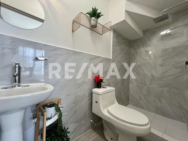 CASA EN VENTA EN BLVD. SAN CARLOS (MODELO CORDOBA)