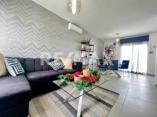 CASA EN VENTA EN BLVD. SAN CARLOS (MODELO CORDOBA)