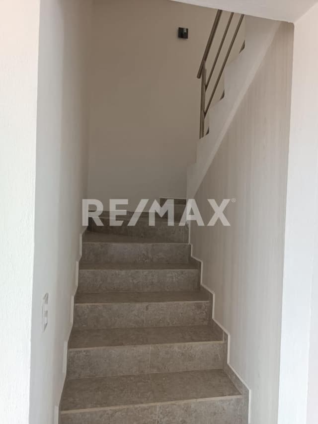 CASA NUEVA EN VENTA CIUDAD MADERAS EL MARQUES QUERETATO RCV231215B-IR