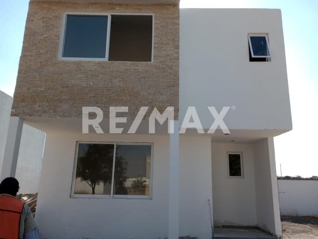 CASA NUEVA EN VENTA CIUDAD MADERAS EL MARQUES QUERETATO RCV231215B-IR