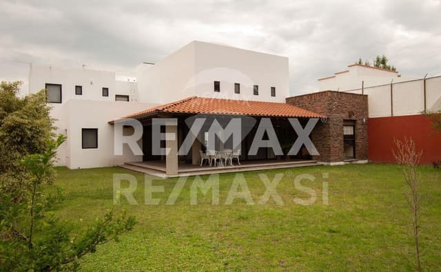 CASA EN VENTA JURIQUILLA SAN FRANCISCO