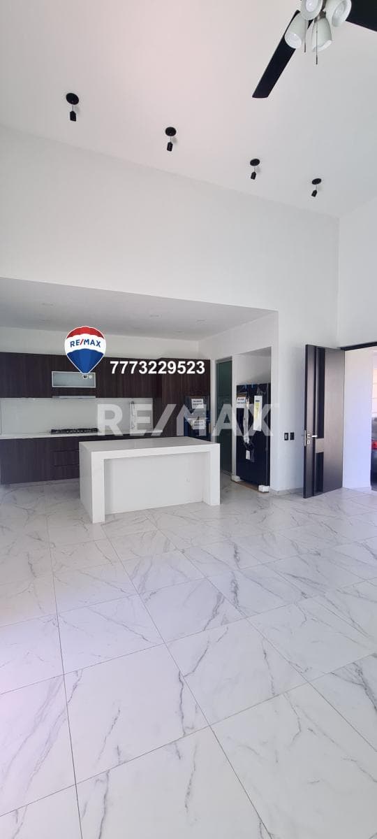 Venta de Casa de un nivel, Fracc. Lomas de Cocoyoc… Clave 4631