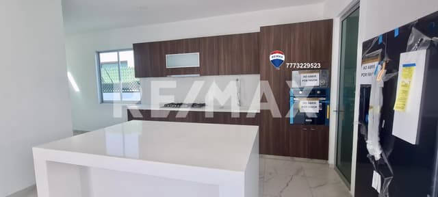 Venta de Casa de un nivel, Fracc. Lomas de Cocoyoc… Clave 4631