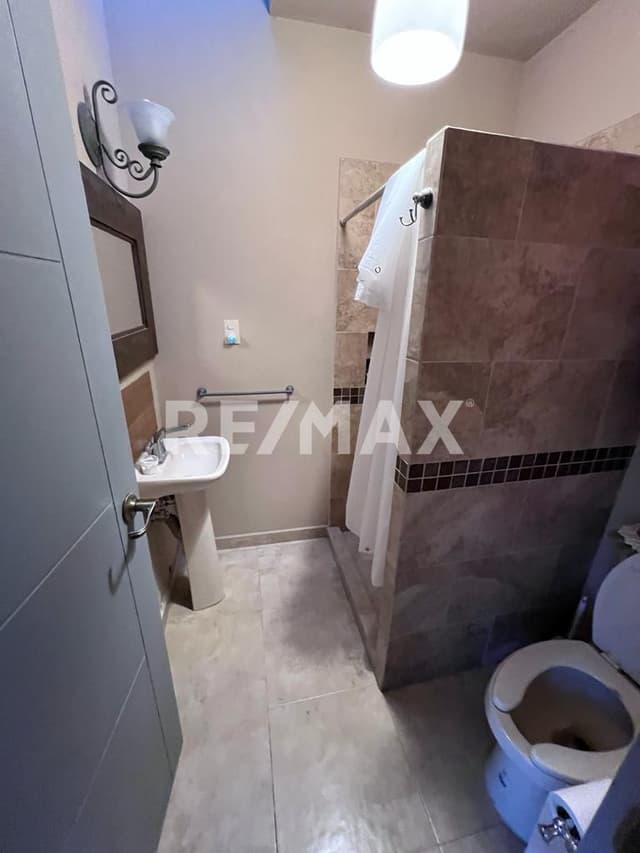 VENTA CASA MILENIO III