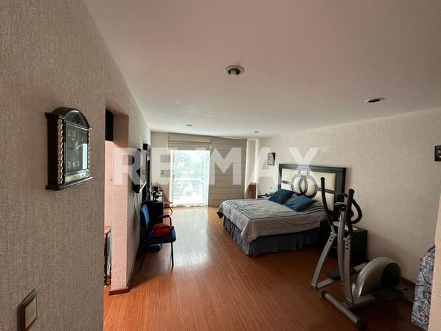 CASA EN VENTA CUMBRES DEL LAGO JURIQUILLA 