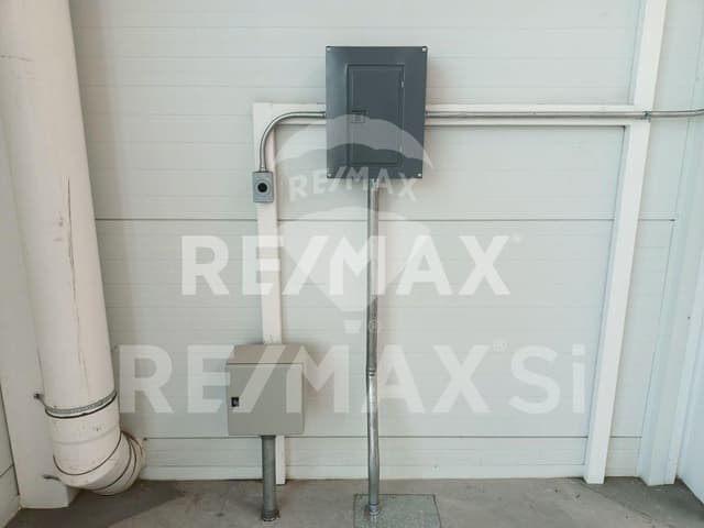 IBR BODEGA RENTA EL MARQUES, CARRETERA 57, PALO ALTO