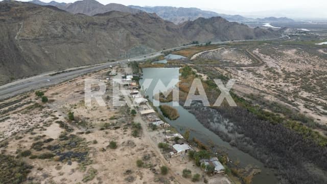 TERRENO COMERCIAL EN VENTA