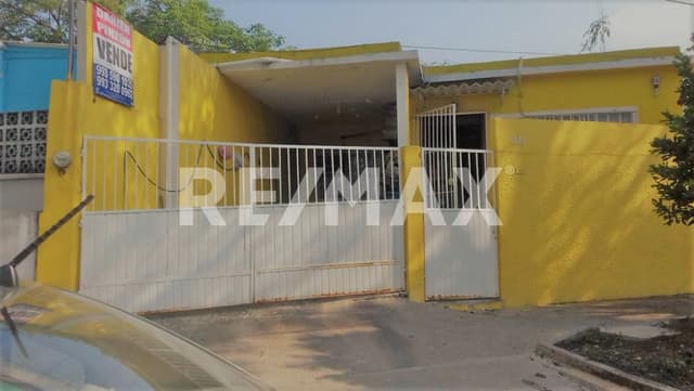 LOCAL COMERCIAL EN RENTA