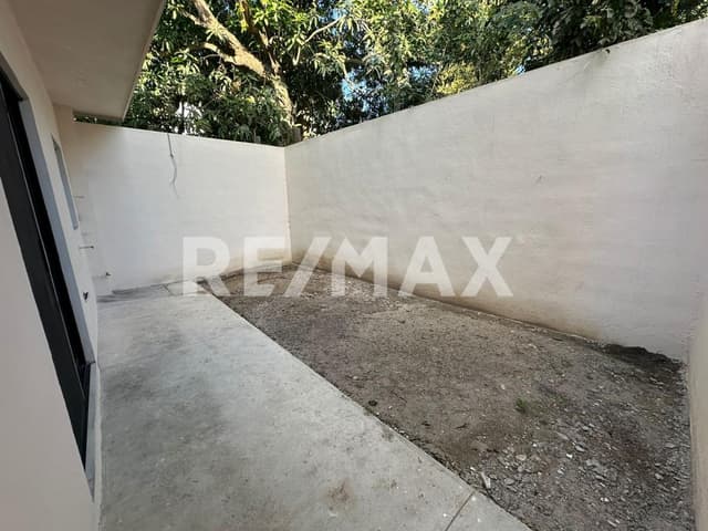 BONITA CASA NUEVA EN VENTA