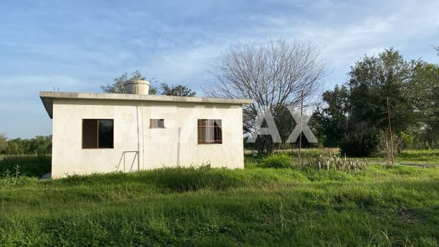 Venta terreno 10,041.50m2 en La Morita, Montemorelos Nuevo León, México.