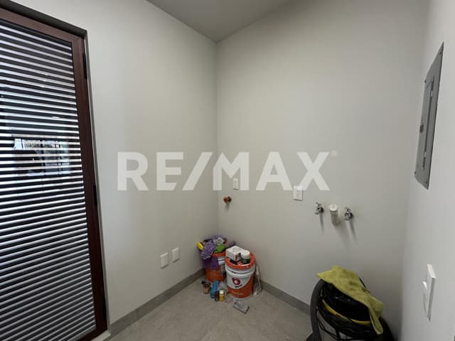 DEPARTAMENTO EN RESERVA LIVING VENTA PRIMER NIVEL EN TLAJOMULCO 