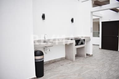 property image preview0