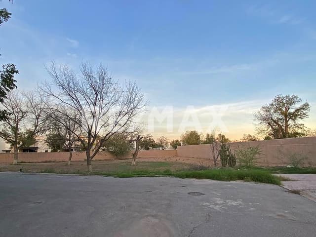TERRENO EN VENTA EN LAS TROJES 