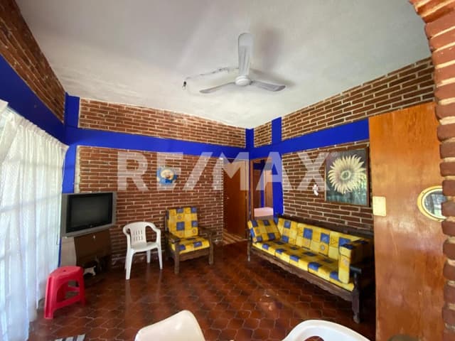VENTA DE CASA EN FRACCIONAMIENTO COLINAS DE OAXTEPEC, MORELOS