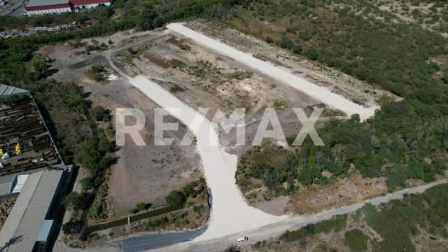 VENTA LOTE 900M2 EN PARQUE INDUSTRIAL EN ESCOBEDO, MONTERREY NUEVO LEÓN, MÉXICO. -sector R2