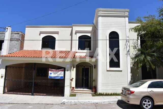 RESIDENCIA EN FRACC. EL DORADO