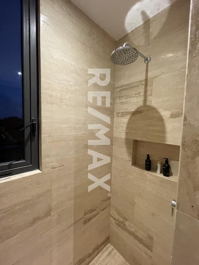 2BR 2.5 BA Condo with Bike, Terraza & Rooftop Pool! ☀️  