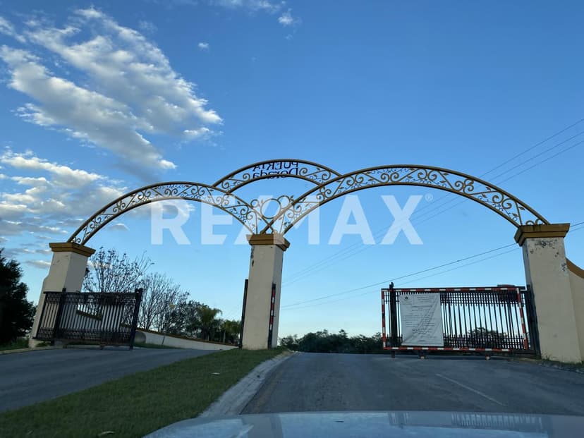 Venta terreno en Puerta Dorada en Cadereyta Jiménez 