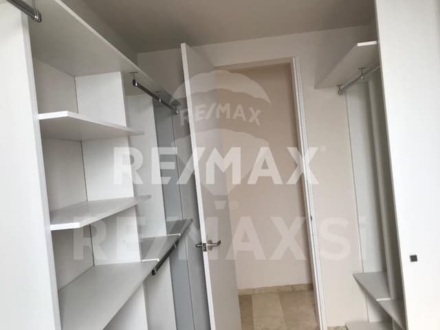 CASA EN VENTA ZIBATA BASALTO