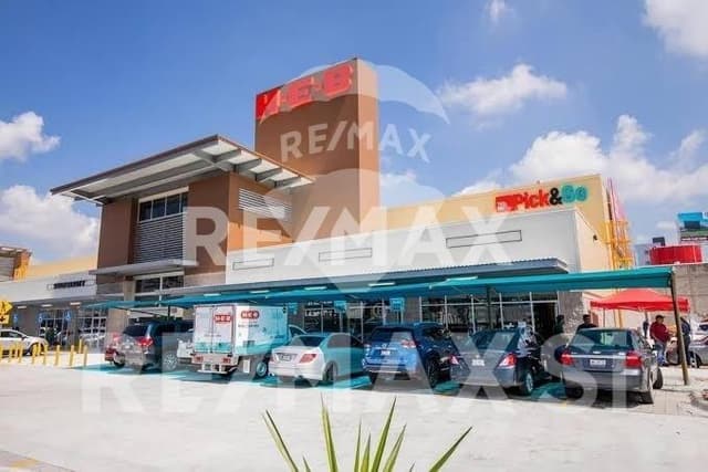 CASA EN VENTA ZIBATA BASALTO