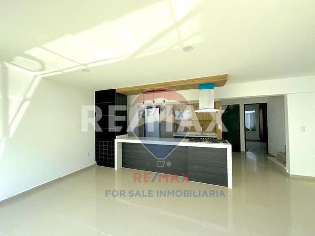 Pre-venta de casa, tres niveles, Yautepec, Morelos...Clave 4711