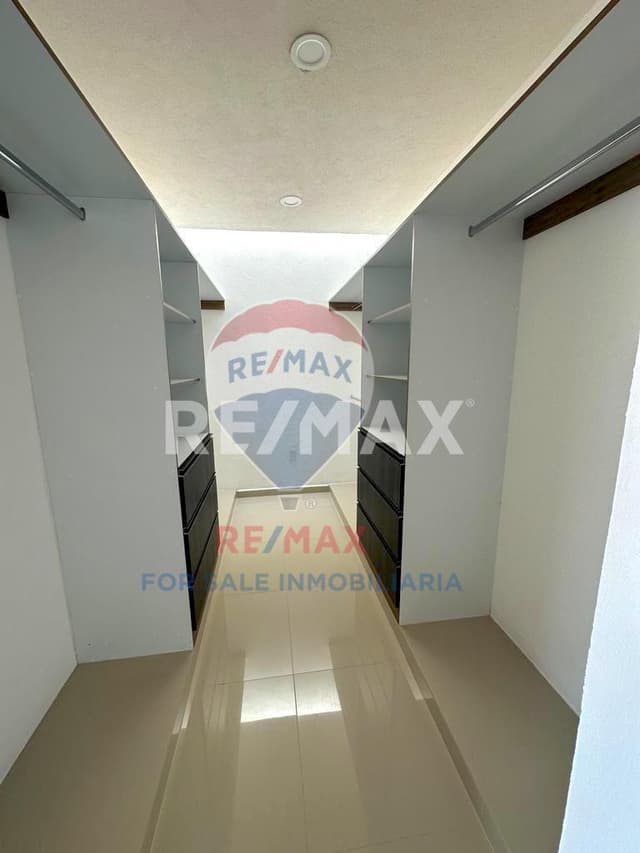 Pre-venta de casa, tres niveles, Yautepec, Morelos...Clave 4711