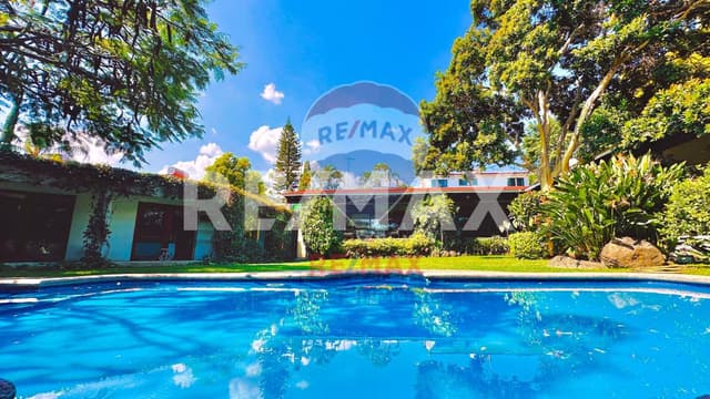 Venta de casa un nivel, Colonia Reforma, Cuernavaca, Morelos...Clave 4715