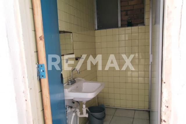 Local - Comercial en Renta - 5