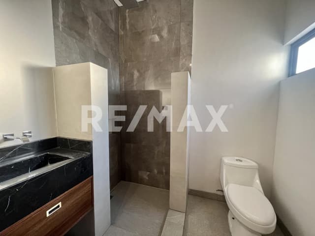 CASA EN VENTA EN RESIDENCIAL LOMAS