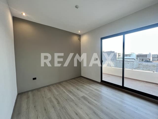 CASA EN VENTA EN RESIDENCIAL LOMAS 