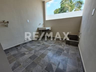 property image preview0