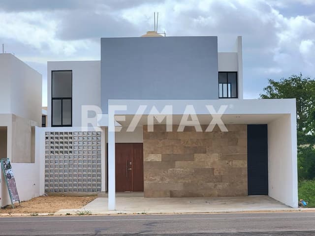 CASA en VENTA en Privada NADIRA, Conkal, Yucatán.