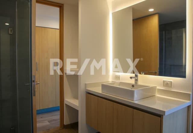 2 Bedroom 2 Bathroom Condo For Sale in Playa del Carmen