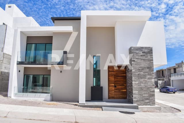 Hermosa Residencia en Sonterra