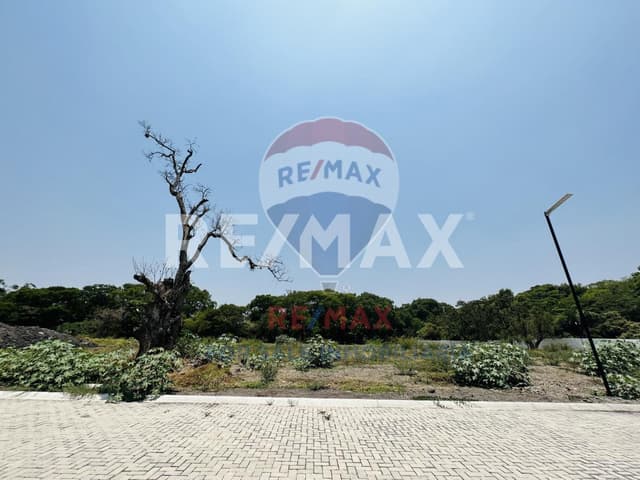 Venta de lote residencial en Oaxtepec, Morelos...Clave 4747