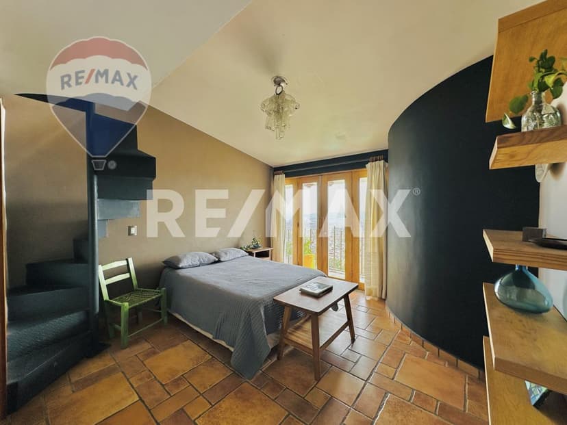 Venta y renta de casa en el Fracc. La Herradura, Cuernavaca, Morelos...Clave 4750