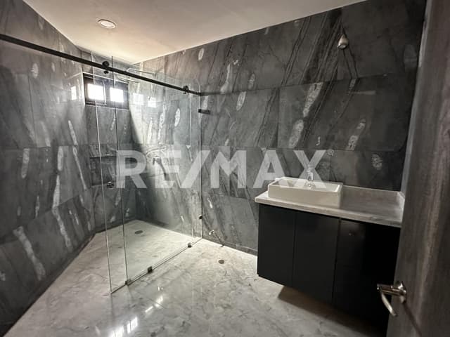 Residencia en Venta en Parque Hidalgo, Lomas de Angelólopolis