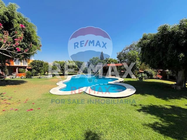 Venta de casa en Condominio, Burgos Bugambilias, Temixco, Morelos...Clave 4757