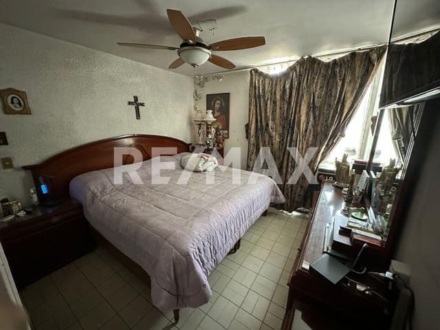 CASA EN VENTA EN LAS AGUILAS, ZAPOPAN