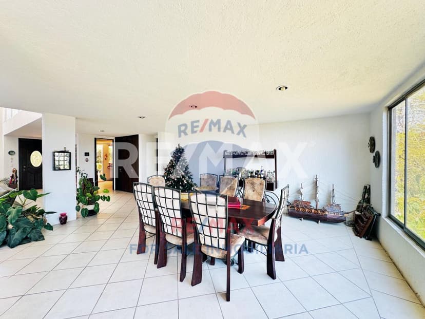 Venta de casa en el Fracc. Lomas del Sol, Cuernavaca, Morelos...Clave 4759