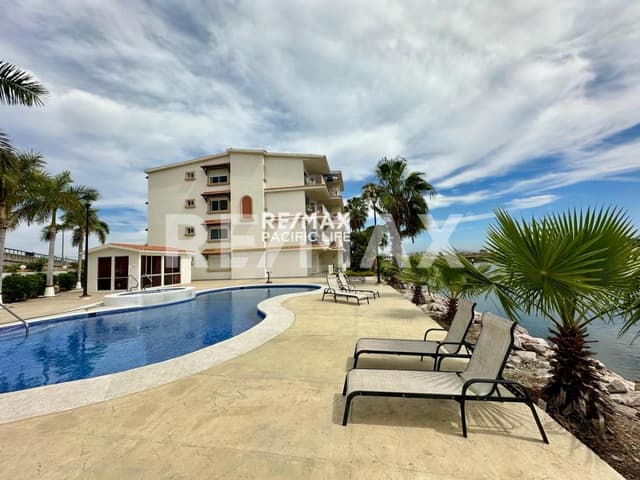 CONDOMINIO EN VENTA EN VISTAS DE LA MARINA