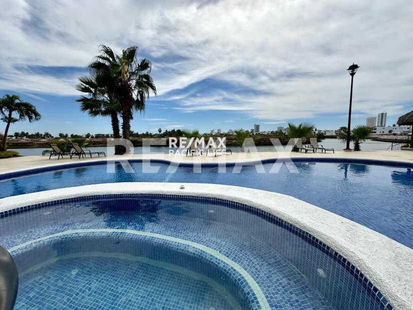 CONDOMINIO EN VENTA EN VISTAS DE LA MARINA