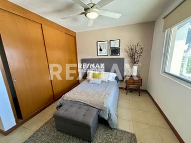 property image preview0