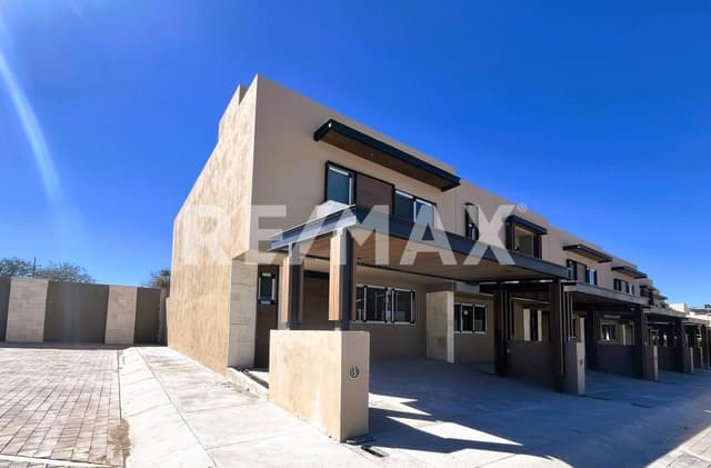 Casa en venta en Av. Campanario Norte