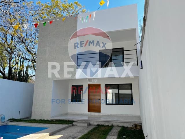 Venta de casa en Pedregal de las Fuentes, Jiutepec, Morelos...Clave 4764