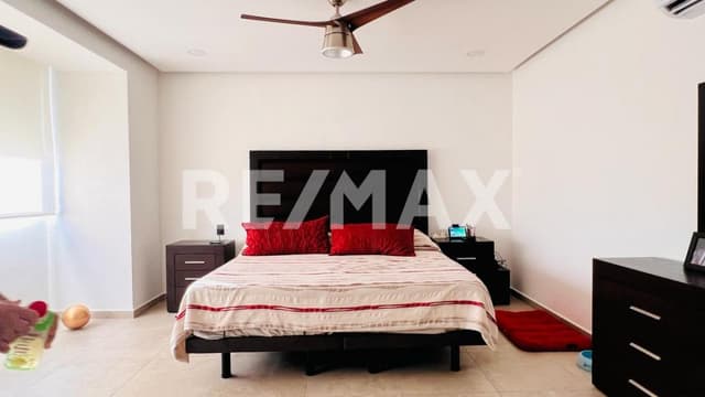 CASA NUEVA EN ZONA DIAMANTE ACAPULCO EXCELENTES ACABADOS CERCA DEL AEROPUERTO