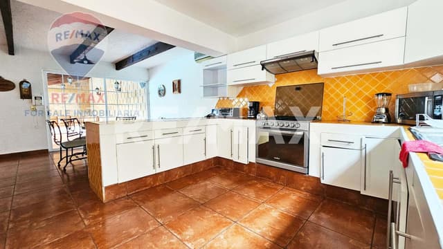 Renta de casa en Burgos, Temixco, Morelos...Clave 4766