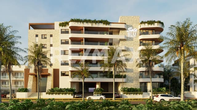 1 Bedroom Condo For Sale in Puerto Morelos Steps From the Beach