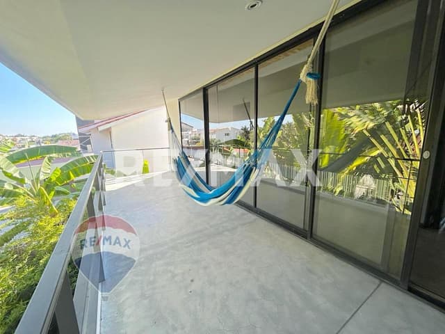 Venta de casa en el Club de Golf Paraíso Country, Zapata, Morelos..Clave 4789